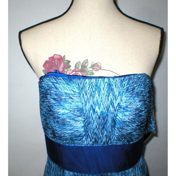 New Womens NWT Tahari Dress Sail Away Maxi Long Strapless Straps 2 Blue White - Picture 5 of 12